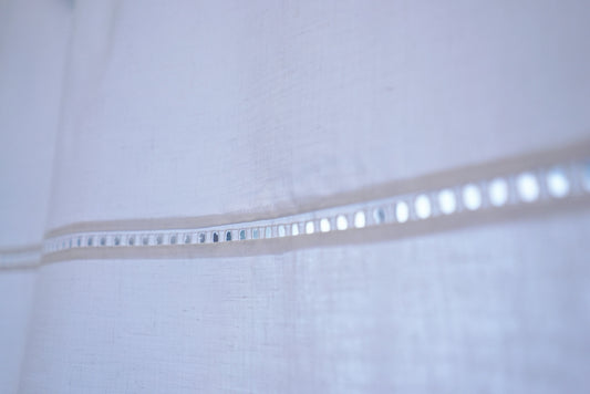 Cortina de Baño con deshilado 144 hilos color blanco 1,80x1,80